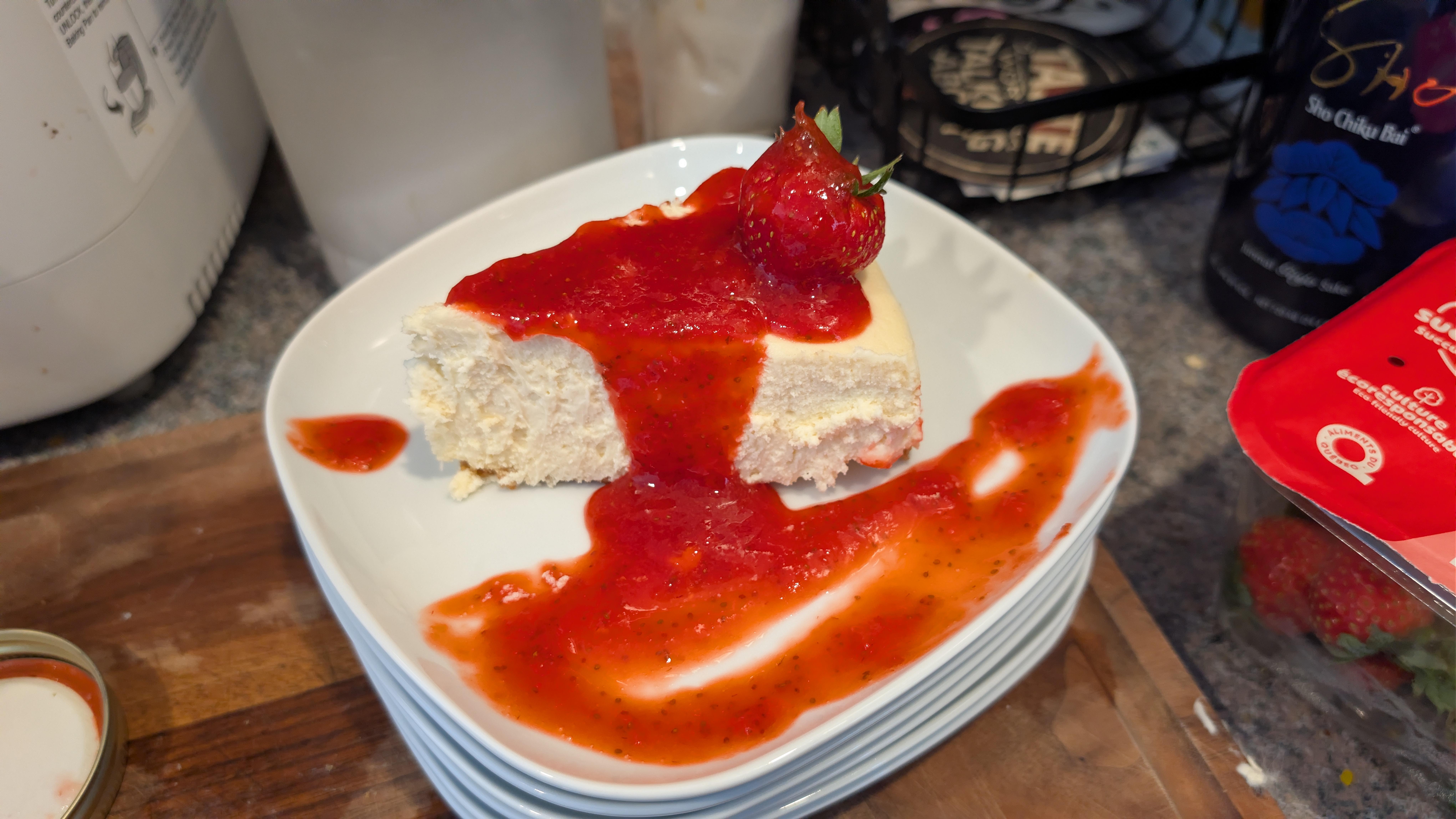 A classic cheesecake following Sally’s Baking Addiction’s recipe, accompanied by some Montreal greenhouse-grown strawberry coulis.